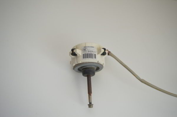 Moteur Ventilateur KFD-325-70-8A / KFD-325-70-8A2 pour Daikin (Référence d'origine: 148557J / 5017651)  (OCCASION) – Image 2