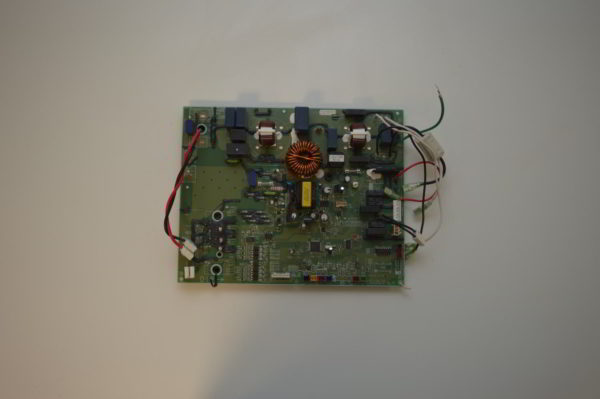 Carte principale FUJITSU K03AV  AOY24LMAKL  (NEUF)