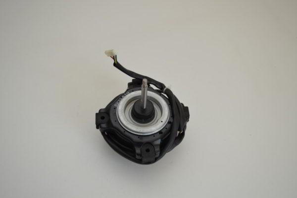 Moteur ventilateur HITACHI RRMB 3675  (NEUF) – Image 3