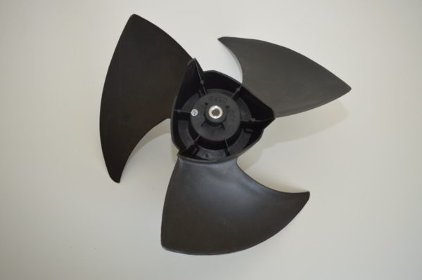 Hélice ventilateur FUJITSU >PP< (Diamètre: 450mm) pour moteurs MFE-60PO / MFE-45VVBT / MFE-60TVT ( Référence d'origine: 897299 )  (OCCASION)