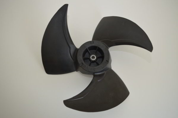 Hélice ventilateur FUJITSU >PP< (Diamètre: 450mm) pour moteurs MFE-60PO / MFE-45VVBT / MFE-60TVT ( Référence d'origine: 897299 )  (OCCASION) – Image 3