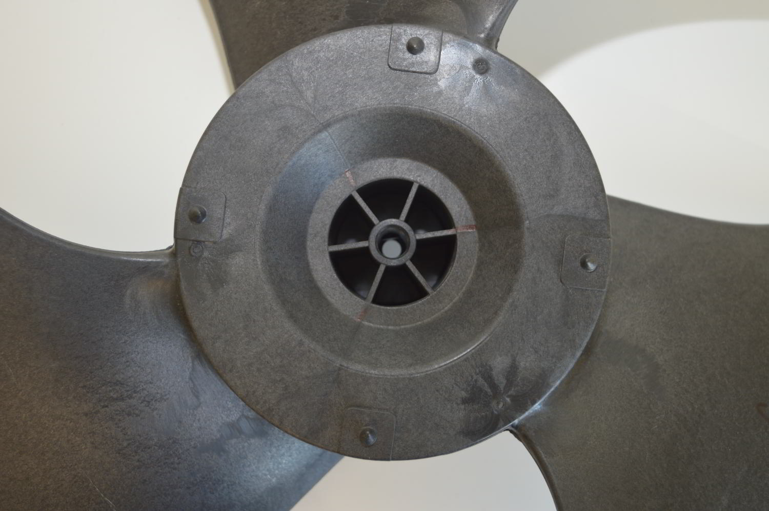 Hélice ventilateur LG de Diamètre: 526mm (b) (NEUF) – Image 4