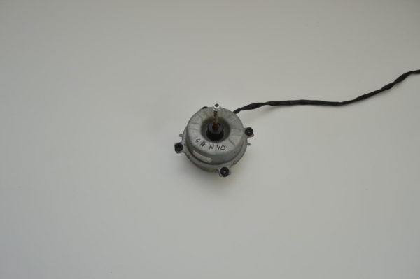 Moteur Ventilateur SANYO DAJ12- 55J71-C  (OCCASION)