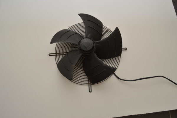 Moto ventilateur ebmpapst A6E 450-AN08-09  (OCCASION)