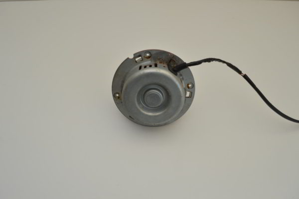 Moteur ventilateur DAIKIN AF-220-45-6-1  (OCCASION) – Image 3