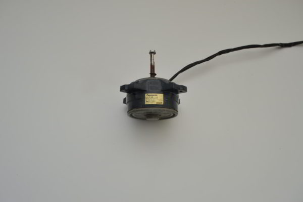 Moteur ventilateur Panasonic ARW 44 01 MS  (OCCASION) – Image 3