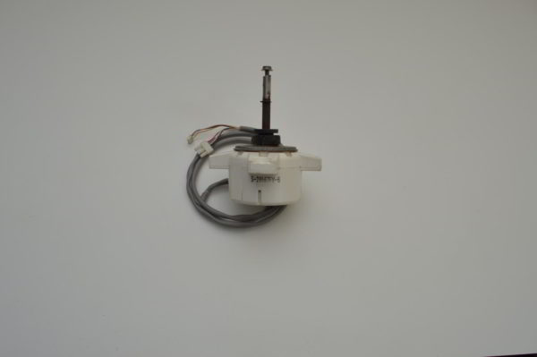Moteur Ventilateur CARRIER / TOSHIBA   S-28567  (OCCASION) – Image 3