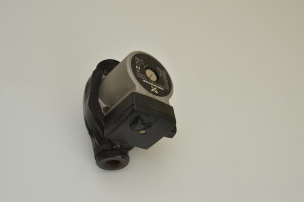 Circulateur de chauffage 3 vitesses GRUNDFOS UPS025-70 180  (OCCASION) – Image 3
