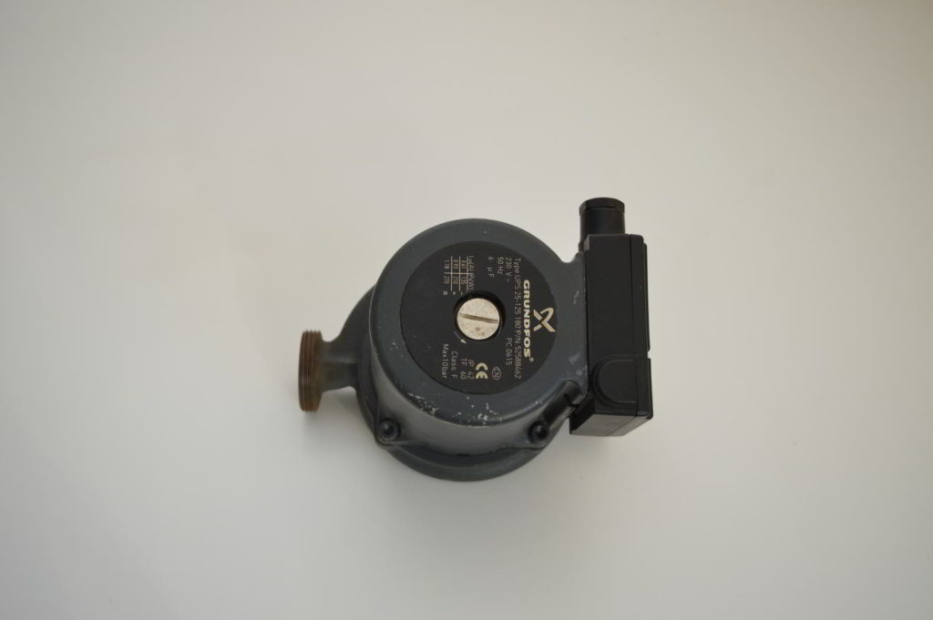Circulateur de chauffage 3 vitesses GRUNDFOS UPS 25-125 180 - Et ca Repart