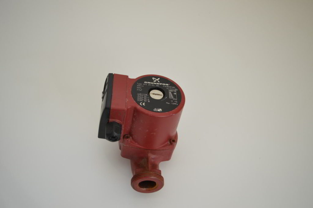 Circulateur Grundfos UPS 15-60 RLE Pour Chaudière Bosch – Pompe D'occasion Garantie