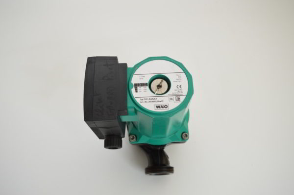 Circulateur de chauffage 3 vitesses WILO Typ TOP-RL 25/8.0  (OCCASION)