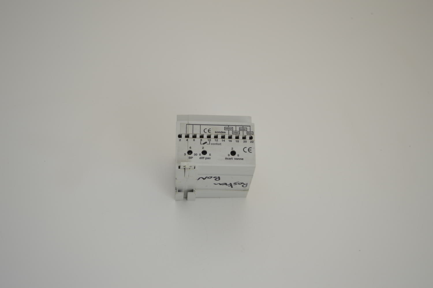 Régulateur De Température Climel RE0237 - Thermostat Précision, Couleur Gris, Pour Contrôle De Chauffage
