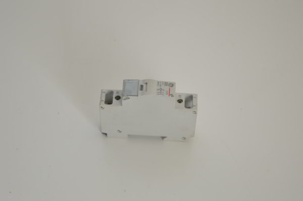 Contacteur modulaire Monophasé Général Electric 20A (2N0)  (OCCASION)