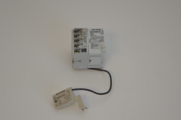 Contacteur de Puissance Allen-Bradley 100-M09N  (OCCASION) – Image 2
