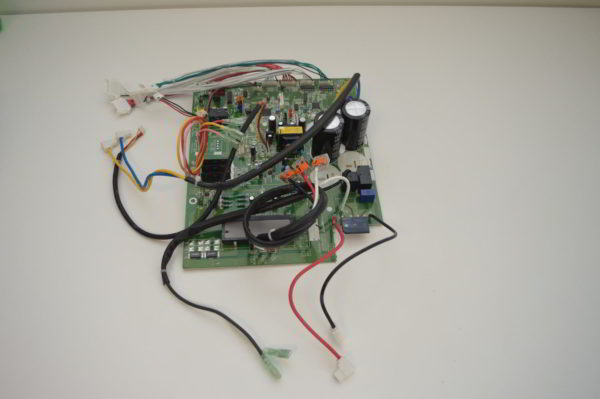 Carte de commande FUJITSU K04AW-1705HUE-C1 pour AOYALAT3  (NEUF) – Image 2