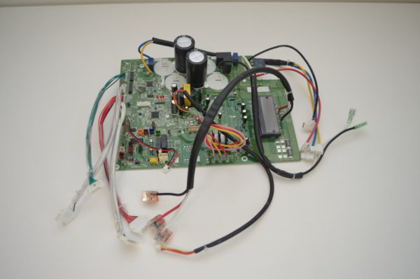 Carte de commande FUJITSU K04AW-1705HUE-C1 pour AOYALAT3  (NEUF)