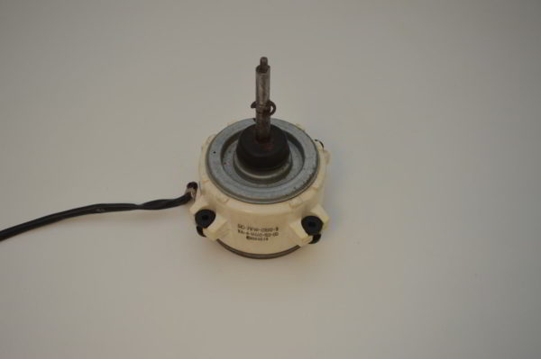 Moteur ventilateur SANYO SIC-71FW- D890-3  (OCCASION)