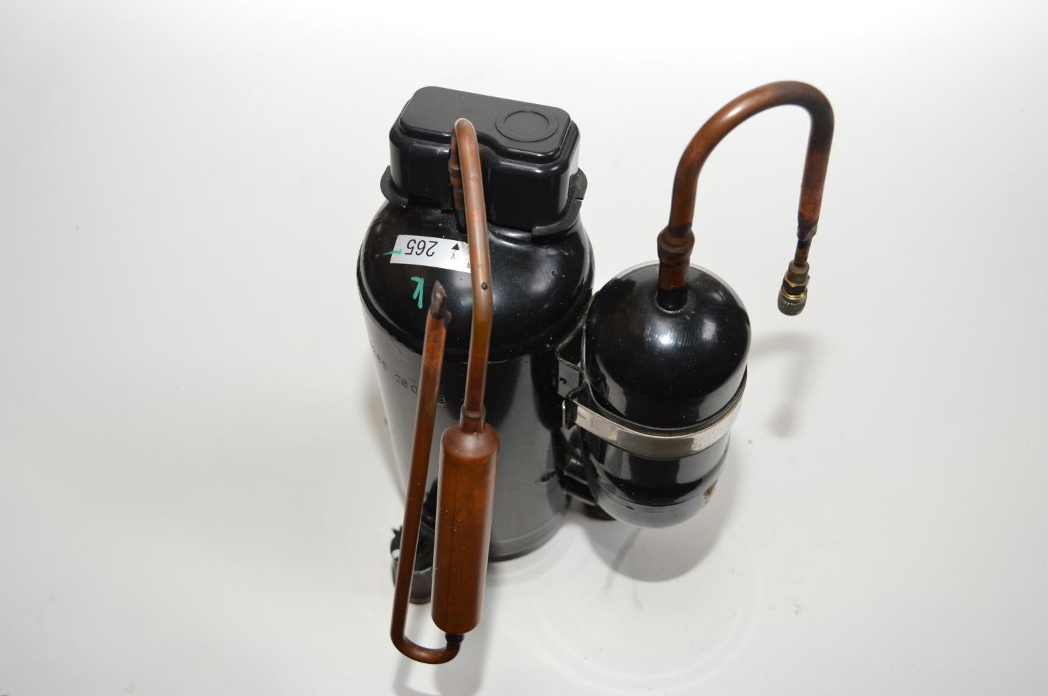 Compresseur 2YC36BXD pour DAIKIN 2MXS50H3V1B / ERLQ004CAV3 / RX60G2V1B (Ref: 1684728) (OCCASION) – Image 2