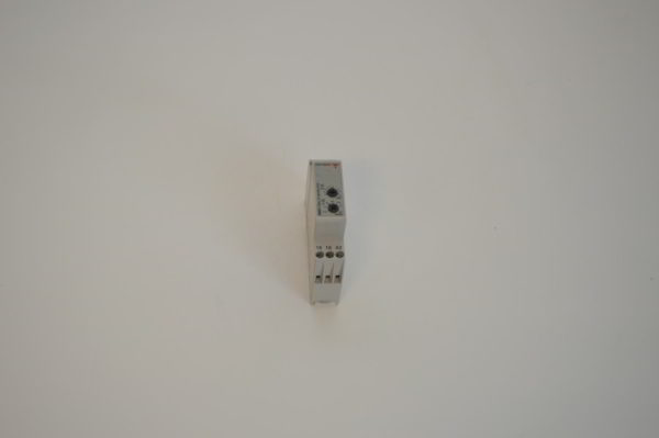 Relais temporisé CARLO GAVAZZI DAA51  (OCCASION)