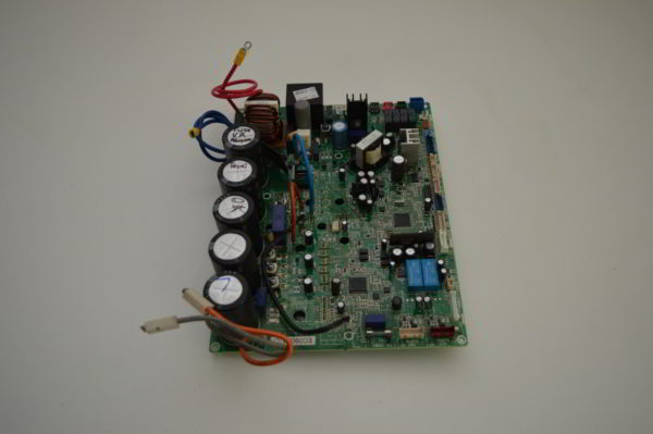 Carte Daikin EC09024 pour ERSQ011AAV1 / ERSQ014AAV1 / ERSQ016AAV1 / ERRQ016AAV1 (Réf: 5002379 / 5006388) (OCCASION) – Image 3