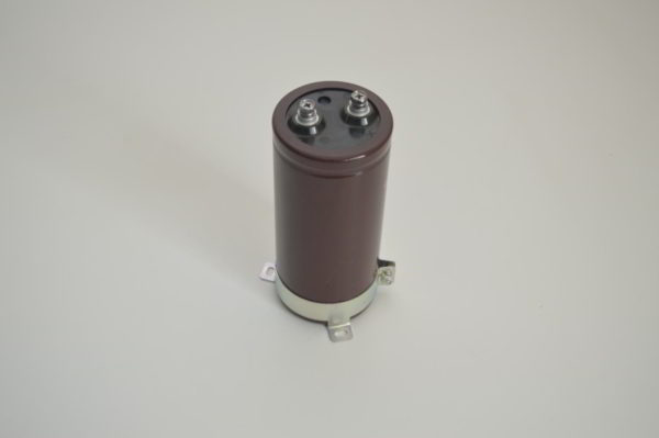 Condensateur HITACHI 400V 2700uF   E01820  (OCCASION) – Image 2