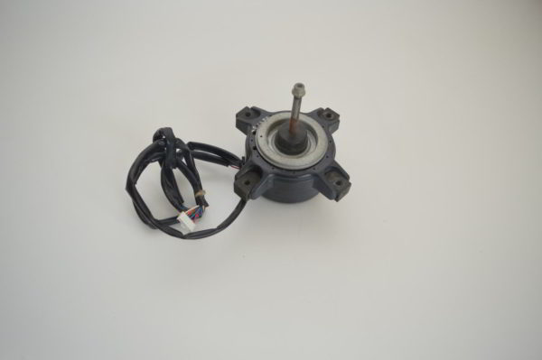 Moteur ventilateur DAIKIN D50N-28  ARW34T8P50DA  Réf: 1772252  (OCCASION) – Image 5