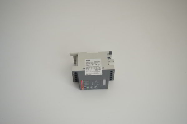 Démarreur Progressif Soft Starter ABB  PSR12-600-70  Triphasé (Réf:1SFA896106R7000) (OCCASION) – Image 2