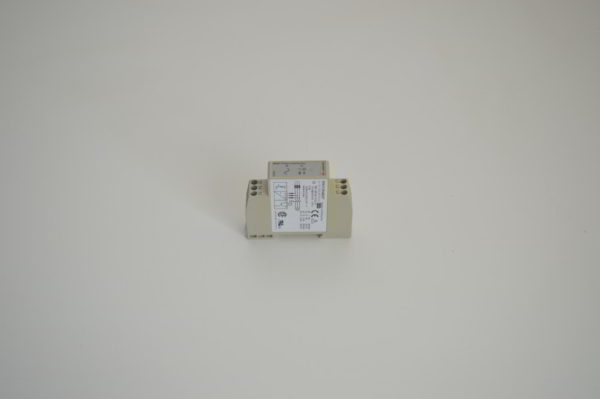 Contrôleur de phase CARLO GAVAZZI DPA51CM44B007  (OCCASION)
