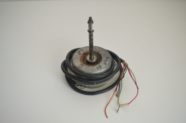 Moteur ventilateur pour AIRWELL Haute température: PAC-HT-18-9 / PAC-HT-12-6  (OCCASION) – Image 3