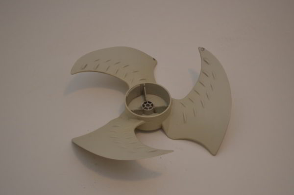 Hélice ventilateur pour AIRWELL PAC-HT-18-9 / PAC-HT-12-6 (4529604)  (OCCASION) – Image 3