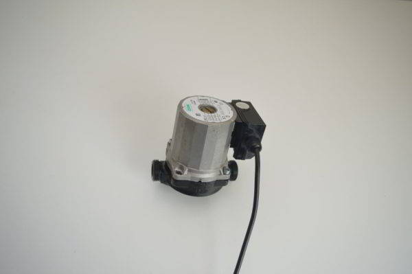 Circulateur de chauffage 3 vitesses WILO RS/7-3 P   15/130 Viessmann Ref: 7874710  (OCCASION) – Image 2