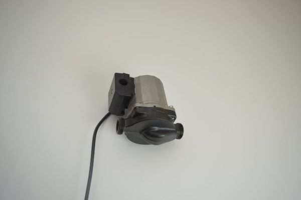 Circulateur de chauffage 3 vitesses WILO RS/7-3 P   15/130 Viessmann Ref: 7874710  (OCCASION) – Image 4