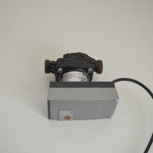 Circulateur de chauffage électronique WILO Stratos PARA 15/1-7  T3  AT  (130)  (OCCASION) – Image 3