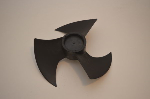 Hélice ventilateur Mitsubishi électric D490  (Ref: R01 E12 115) (OCCASION)