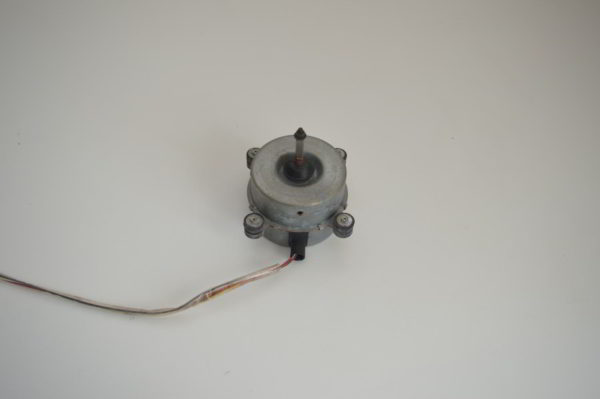 Moteur ventilateur Fujitsu / Atlantic pour WOYA080LDC Réf (169181)  (OCCASION) – Image 2