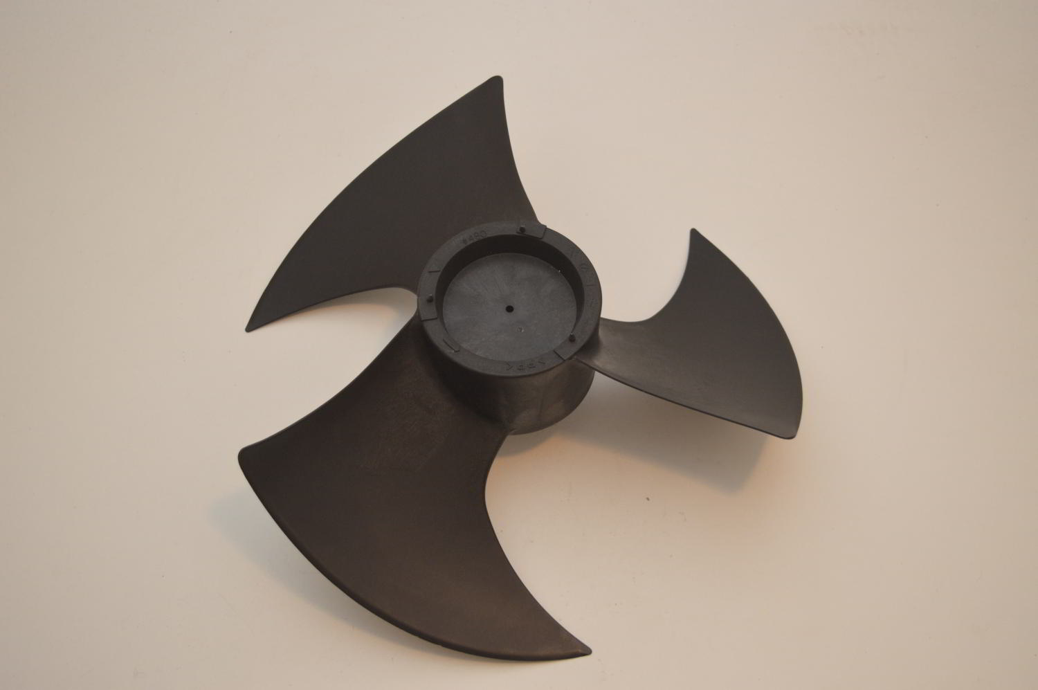 Hélice Ventilateur Mitsubishi Electric Diamètre 490 mm (Référence: R01 E12 115) (Pour moteur RG61V143H25) (Neuf) – Image 4