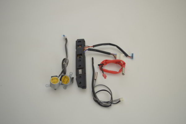 Lot carte LED + 2 micromoteurs volets + 3 sondes pour mural LG MS 07 AHN40  (OCCASION) – Image 4