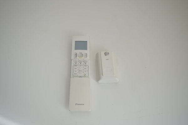 Télécommande DAIKIN Infra rouge ARC466A1  (OCCASION) – Image 4