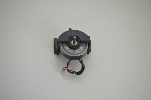 Moteur de turbine D14A-34 (ARW23A8P14DA ou ARW36A8P14DA) pour console DAIKIN FVXS50BVMB, FVXS25BVMB, FVXS35BVMB, FVXS25BAVMB (Référence d'origine: 1124202 / 2007160)  (NEUF)