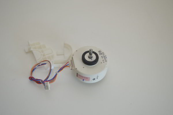 Moteur Turbine (DC FAN MOTOR) DAIKIN KFD-280-40-8B pour mural FTKS 20/25/35 ou FTXS 20/25/35 (Réf: 138164J / 4014853)  (NEUF) – Image 2