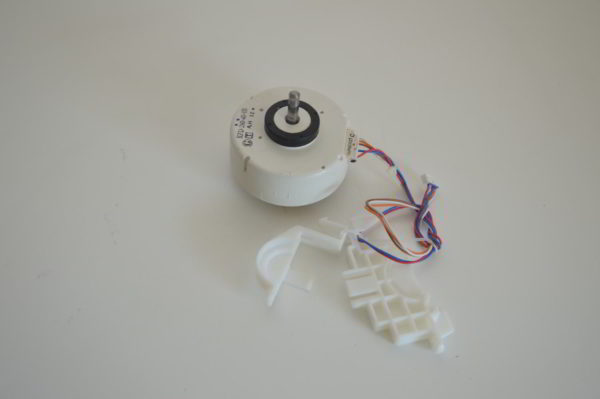 Moteur Turbine (DC FAN MOTOR) DAIKIN KFD-280-40-8B pour mural FTKS 20/25/35 ou FTXS 20/25/35 (Réf: 138164J / 4014853)  (NEUF) – Image 4