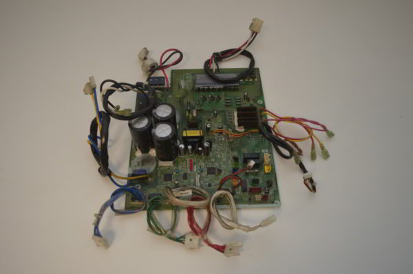 Platine Inverter K04AW-0404HUE-C1 pour groupe FUJITSU AOY30LMAW4  (Réf: 891413)  (OCCASION) – Image 2