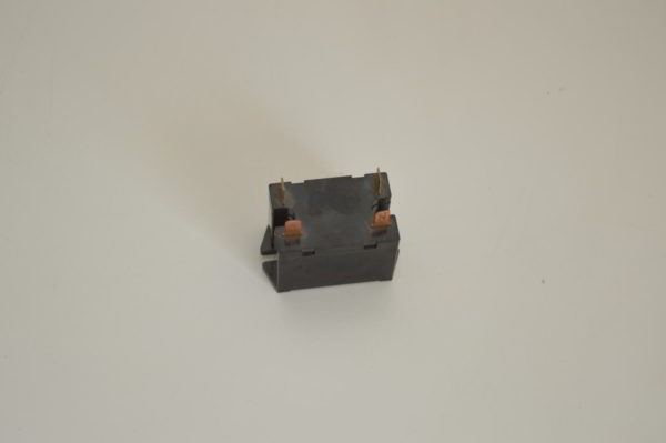 Contacteur 00712W (bobine 12VDC) (HE1aN-Q-DC12V)   (OCCASION) – Image 3