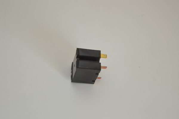 Contacteur 00712W (bobine 12VDC) (HE1aN-Q-DC12V)   (OCCASION) – Image 4