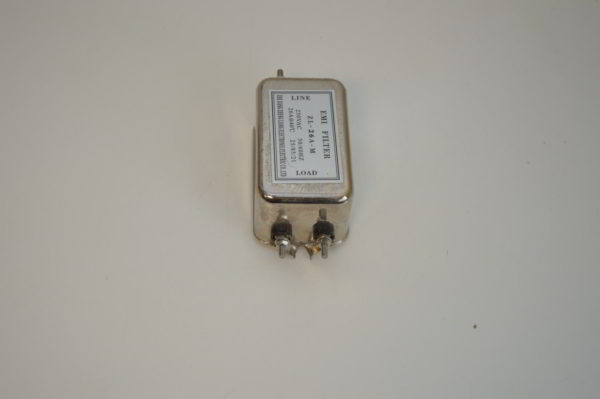 Filtre réseau monophasé EMI FILTER 26A/250VAC  Réf: ZL-26A-M   (OCCASION) – Image 3