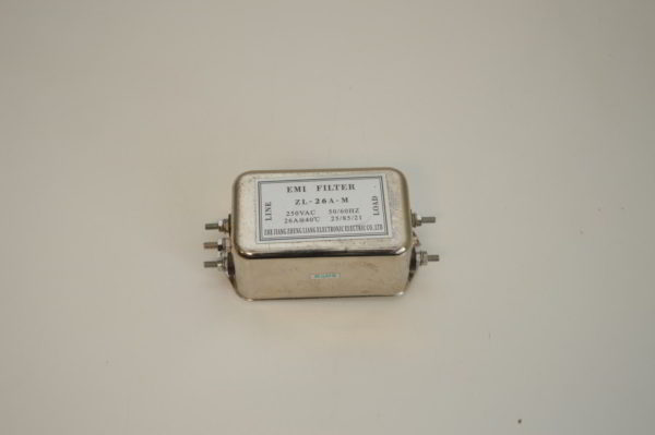 Filtre réseau monophasé EMI FILTER 26A/250VAC  Réf: ZL-26A-M   (OCCASION)