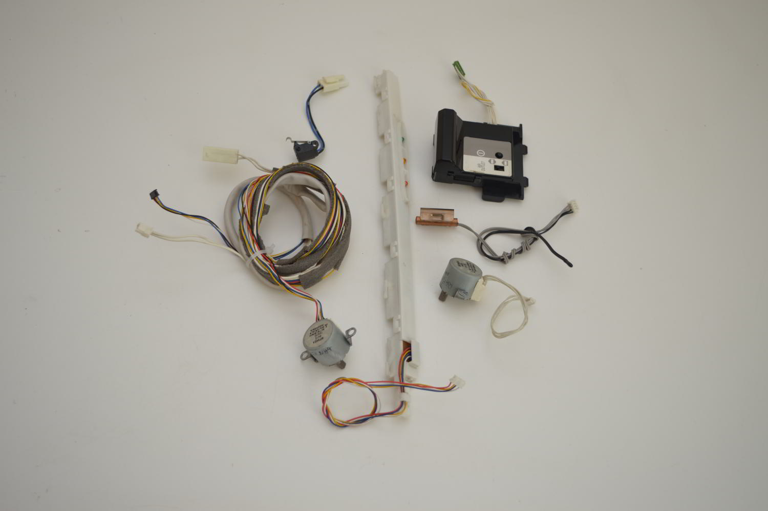 Cartes LED et IR (1RZK341109A+Moteurs Volet MP24GA) pour console HITACHI RAF 50 NH4 (OCCASION) – Image 4