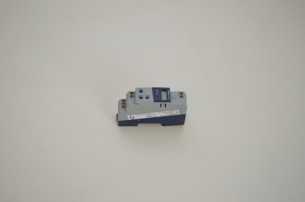Thermostat électronique JUMO Type: 701050/811-02  (OCCASION) – Image 2