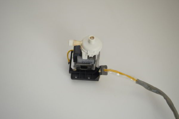 Pompe à eau DAIKIN pour Cassette 900x900 FMCQ 50/60/71/100/125 A7VEB (Réf: 301397P)  (OCCASION) – Image 3