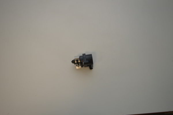 Purgeur PVC à Clips pour module Panasonic WH-ADC1216H6E5 (Réf: ACXB62-00110) (OCCASION) – Image 5